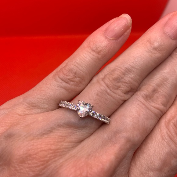 DIAMOND HEART JEWELRY SET - Picture 3 of 8